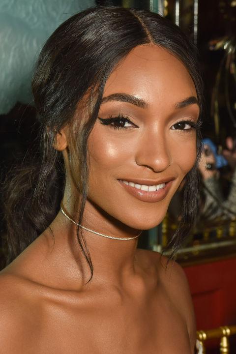 Jourdan Dunn shows off her beautiful dark eyes with a lot of eyeliner. Photo: vogue.co.uk