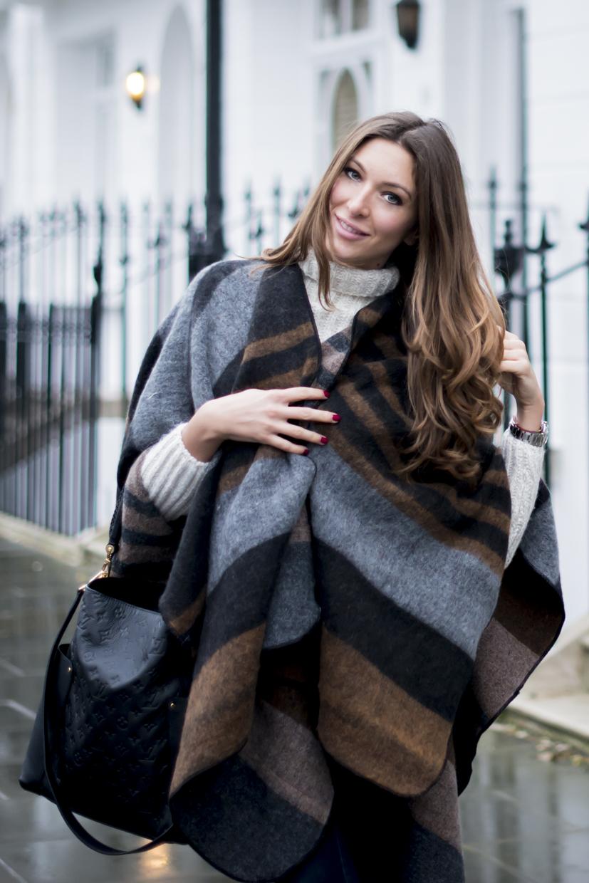 Poncho_Outfit_Idea_Dostinja