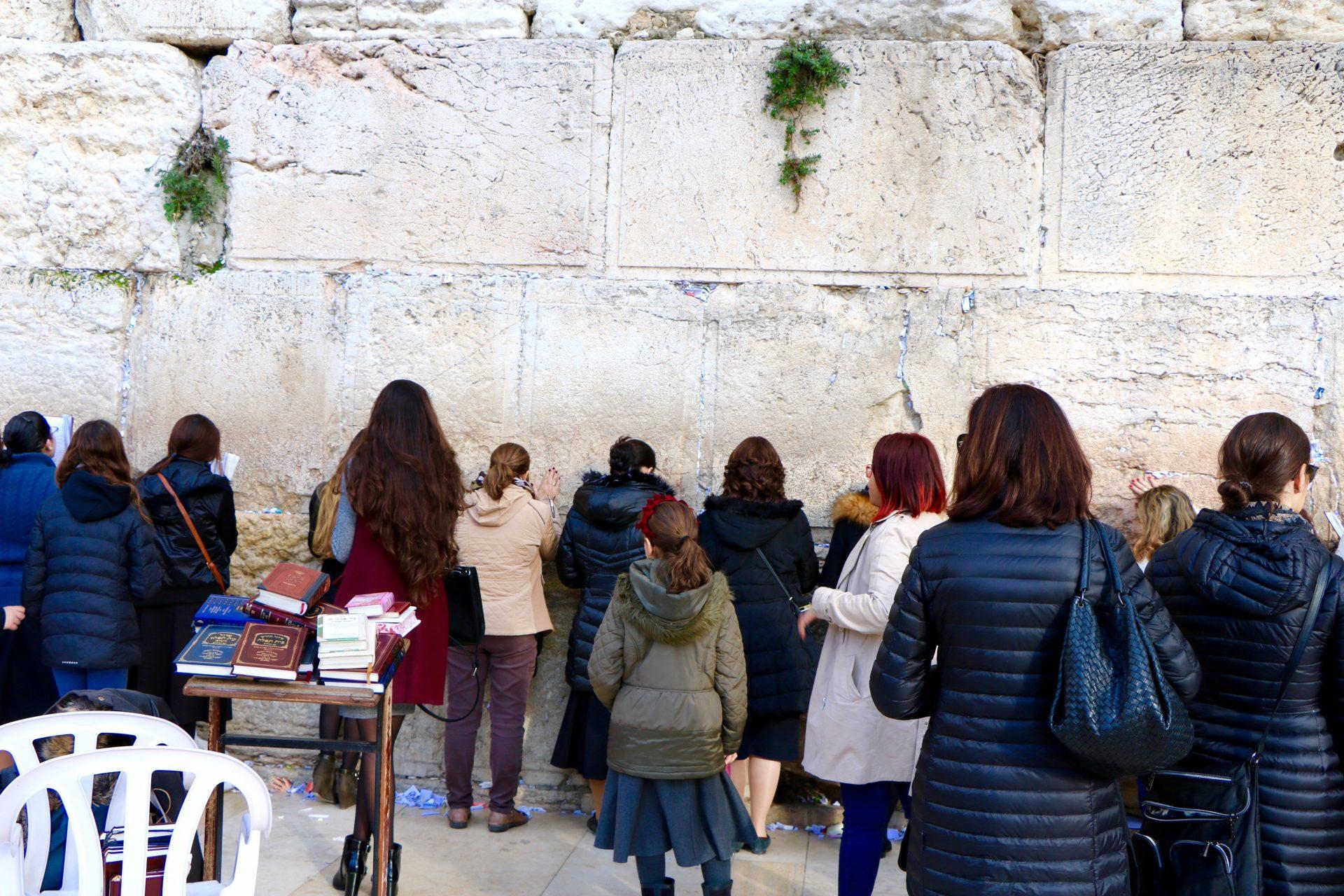 tel aviv ask the monsters