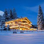 Chalet Eugenia at Night
