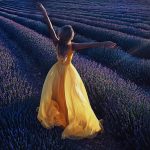 lavender-fields-fashion-blogger-shooting-monica-sors-guerlain